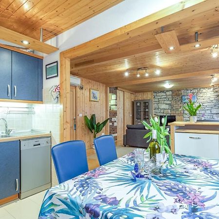 Apartamento Dino Carrera Rovinj Exterior foto