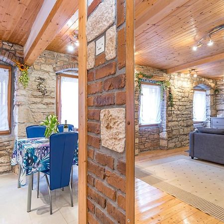 Apartamento Dino Carrera Rovinj Exterior foto